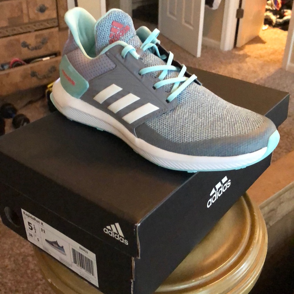 Adidas  rapidrun brandnew